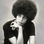 Angela Davis : An Autobiography